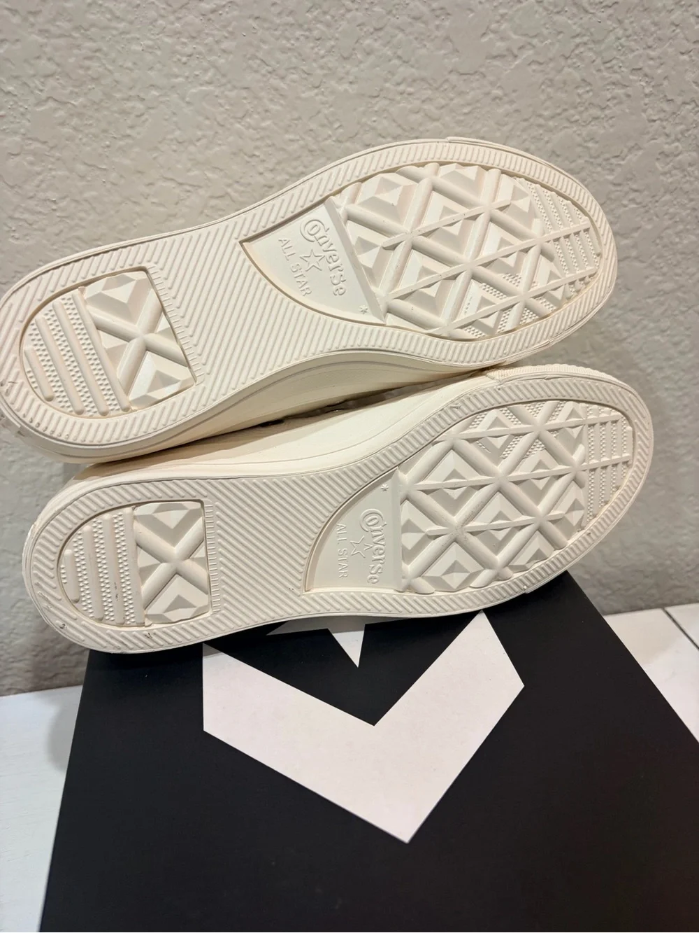 Converse product size